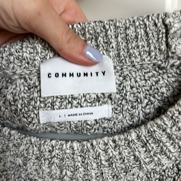 Cable knit sweater - Picture 5 of 5